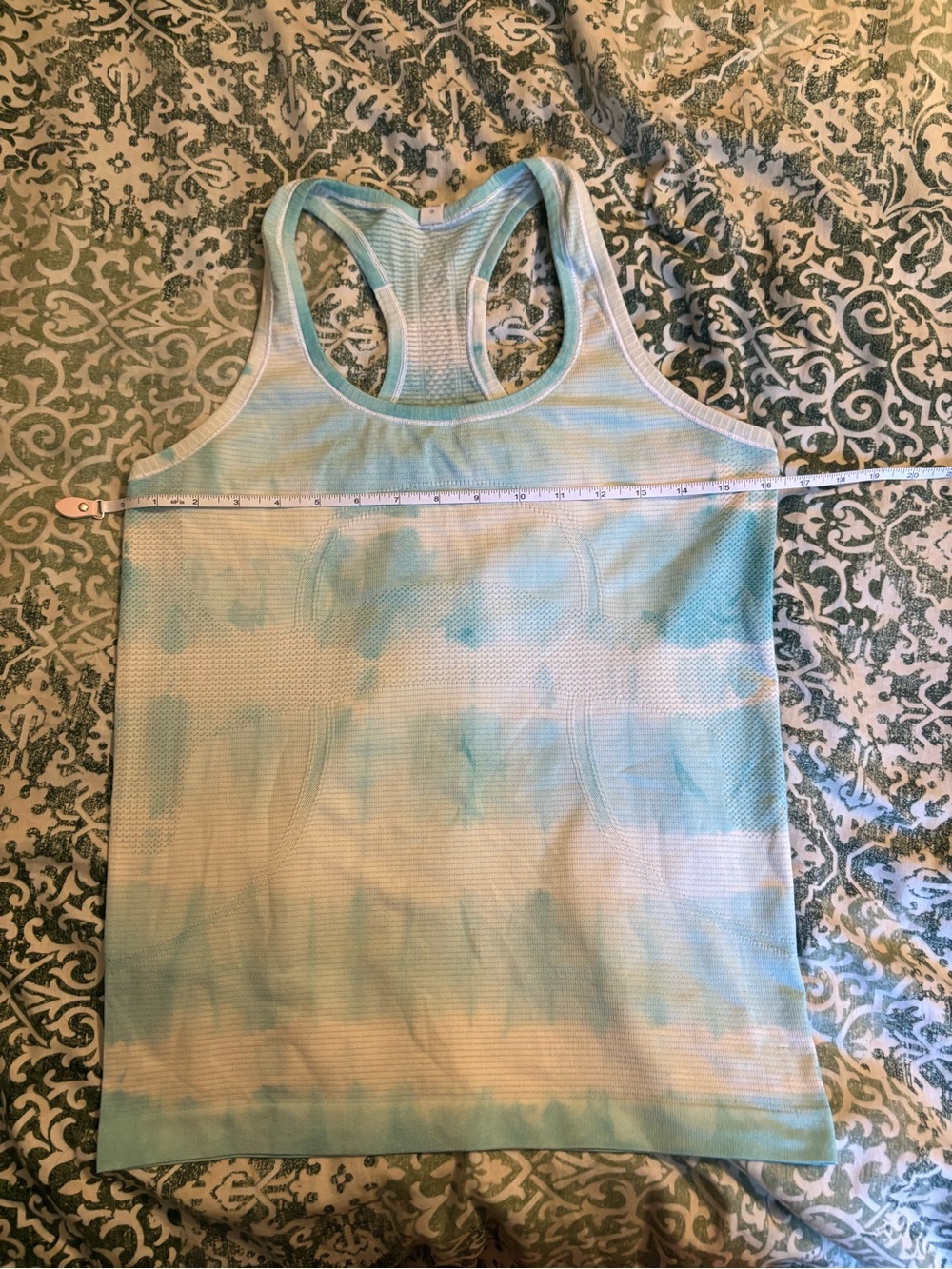 Lululemon Performance Tank Top - Aqua/Cream Tie-Dye